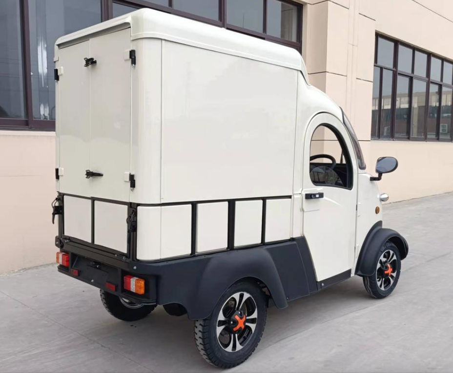 Квадрицикл грузовой GreenCamel Тендер X1200 Квадро (72V 2500W) кабина, BOX, понижающая